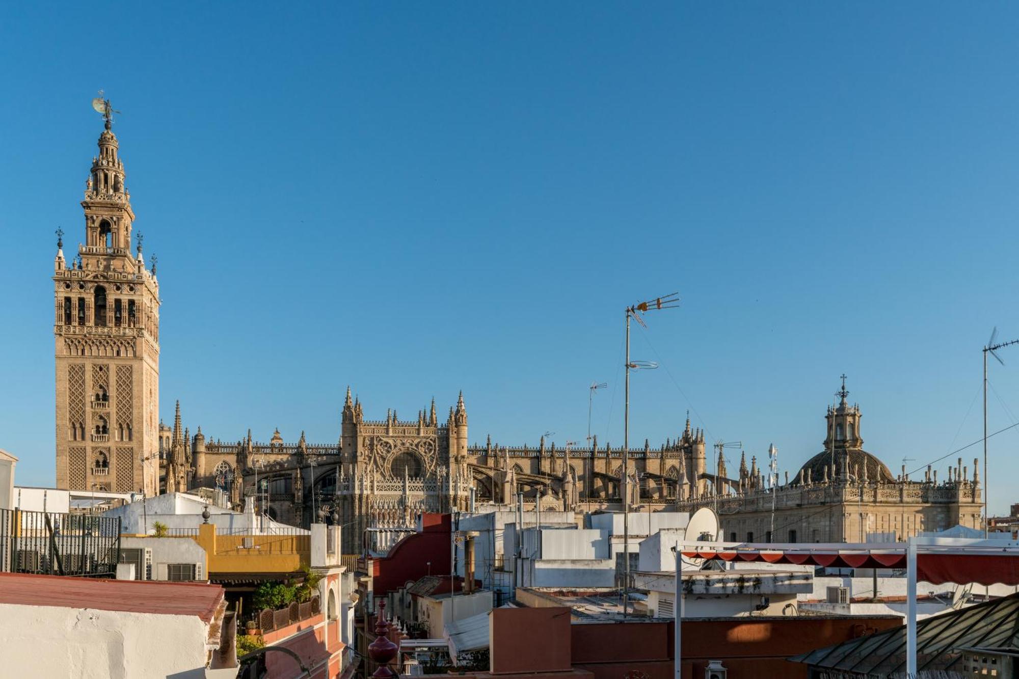 Numa I Alegre Apartments Sevilla Eksteriør billede